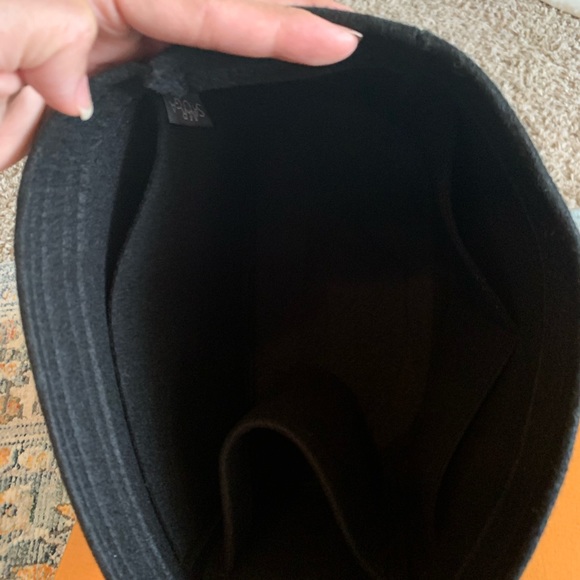 Felt insert organizer for urban backpack large - Picture 3 of 3